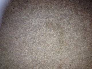 Stain on carpet from badly packaged goods