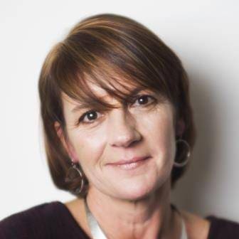 Portrait photo straight bob hair brown and copper highlights Helen Dewdney